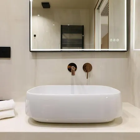 Contempora - Bilocale Picasso Milão